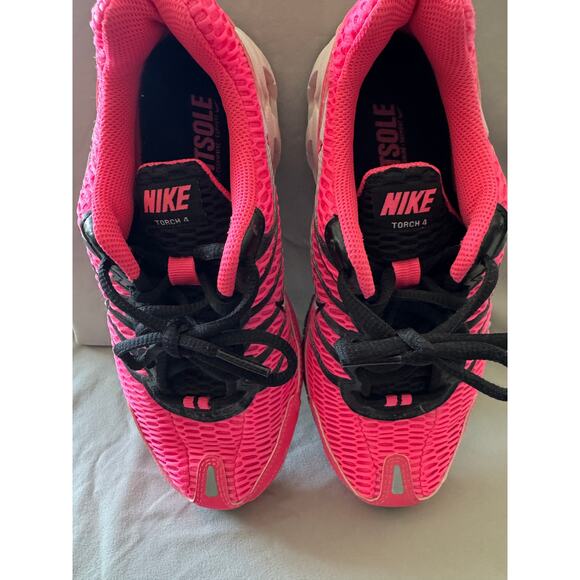Nike Air Torch 4 Women’s Running Shoes Hot Pink Black Size 7 Excellent Condition - Picture 3 of 7
